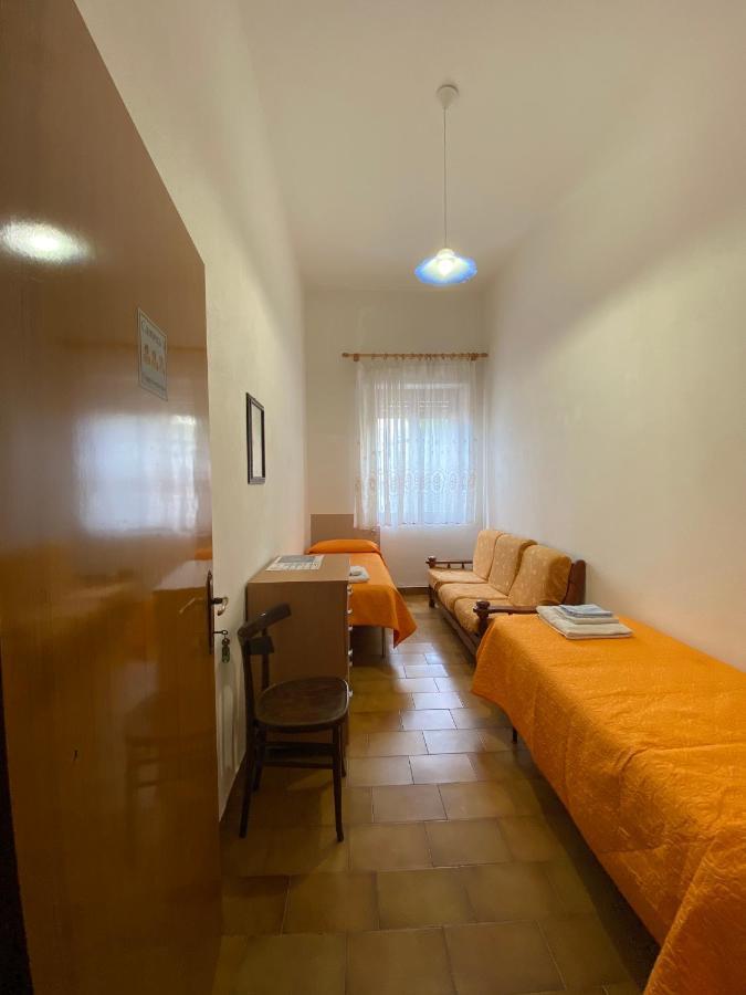 Bed And Breakfast Da Antonio - Orgosolo Eksteriør billede